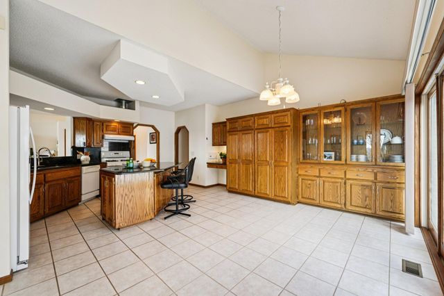 2701 Ashley Terrace, New Brighton, MN 55112