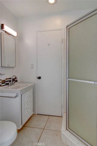 6998 Lennox Avenue, Yucca Valley, CA 92284