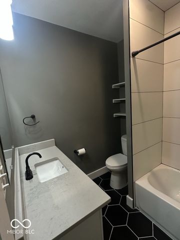 4435 Winthrop Avenue, Indianapolis, IN 46205