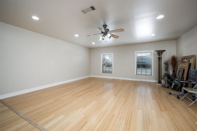 1149 Serendipity Circle, Sanger, TX 76266