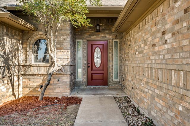 1149 Serendipity Circle, Sanger, TX 76266