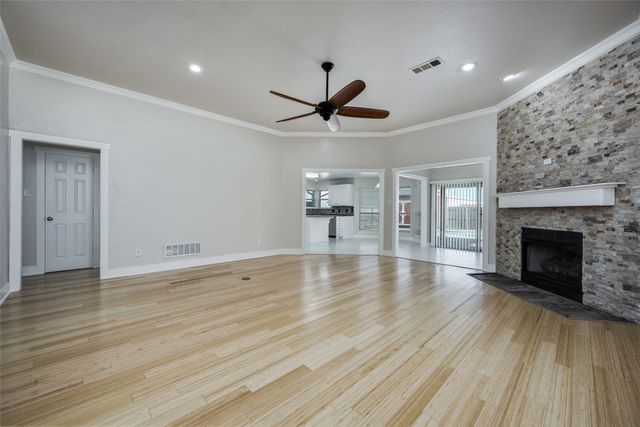 1149 Serendipity Circle, Sanger, TX 76266