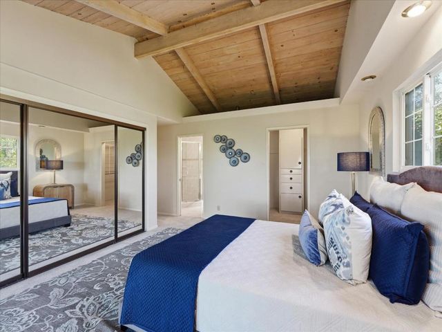 624 Oakridge Drive, Los Altos, CA 94024