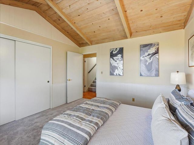 624 Oakridge Drive, Los Altos, CA 94024