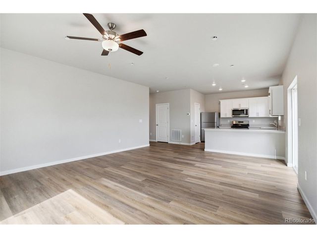 48175 Shetland Dr, Bennett, CO 80102