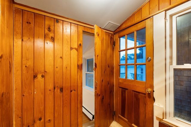 5 Wampanoag Dr, Fairhaven, MA 02719