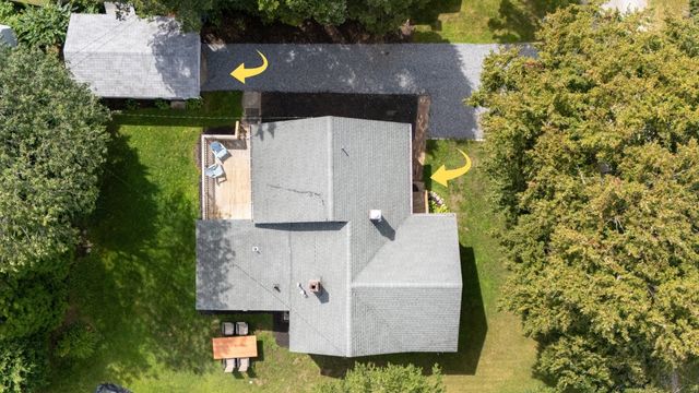 5 Wampanoag Dr, Fairhaven, MA 02719
