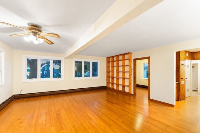 5 Wampanoag Dr, Fairhaven, MA 02719