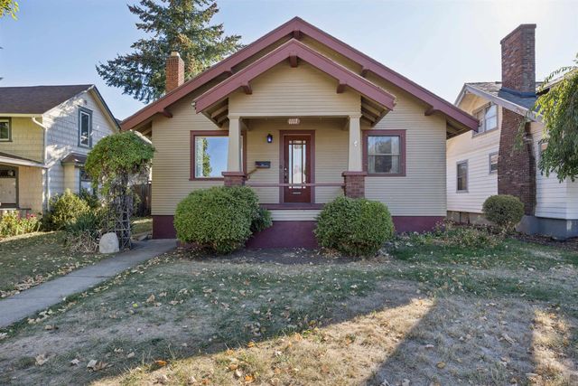 1117 W Carlisle Ave, Spokane, WA 99205