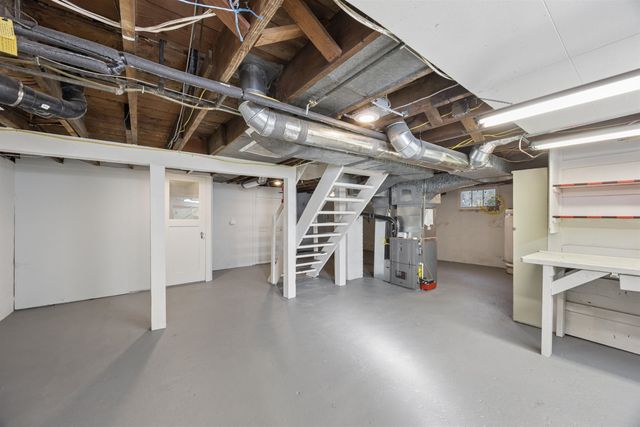 1117 W Carlisle Ave, Spokane, WA 99205