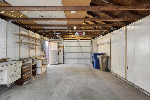 1117 W Carlisle Ave, Spokane, WA 99205