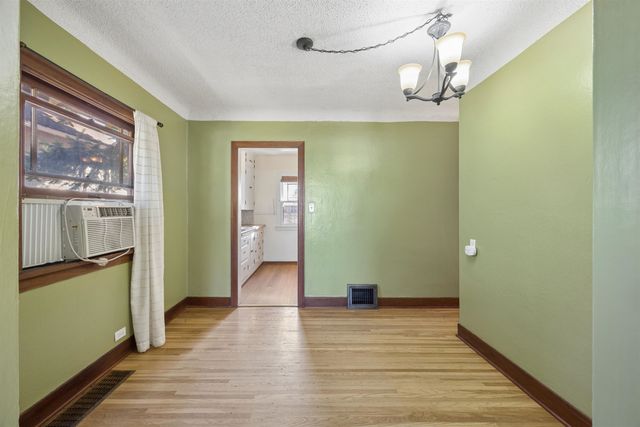 1117 W Carlisle Ave, Spokane, WA 99205