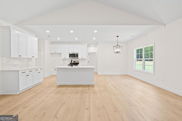 498 Martin Mill Road, Moreland, GA 30259