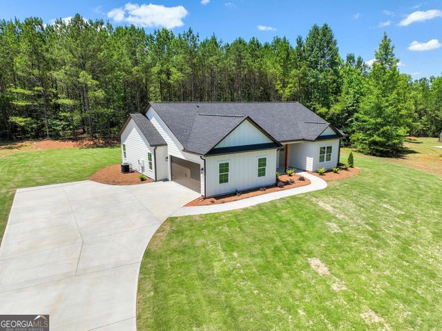 498 Martin Mill Road, Moreland, GA 30259