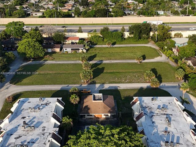1750 NW 55th Ave 103, Lauderhill, FL 33313