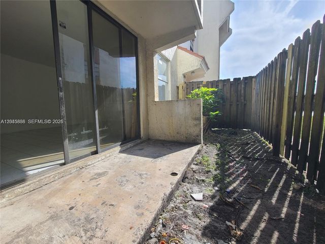 1750 NW 55th Ave 103, Lauderhill, FL 33313