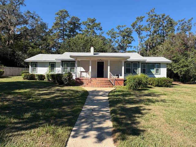 3022 Livingston Road, Tallahassee, FL 32303