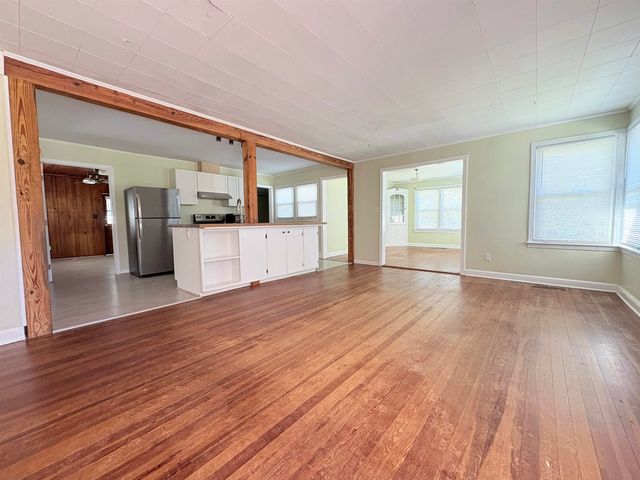 3022 Livingston Road, Tallahassee, FL 32303