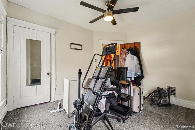 195 Massachusetts Street, Highland Park, MI 48203