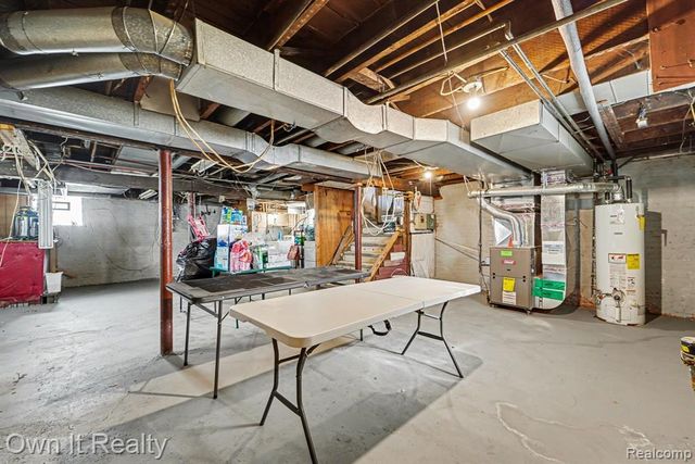 195 Massachusetts Street, Highland Park, MI 48203