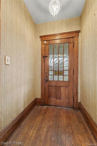 195 Massachusetts Street, Highland Park, MI 48203