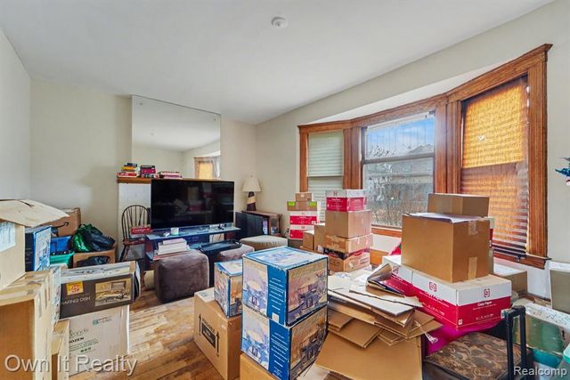 195 Massachusetts Street, Highland Park, MI 48203