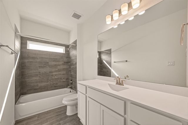 2510 Shallow Lake Lane, Iowa Colony, TX 77583