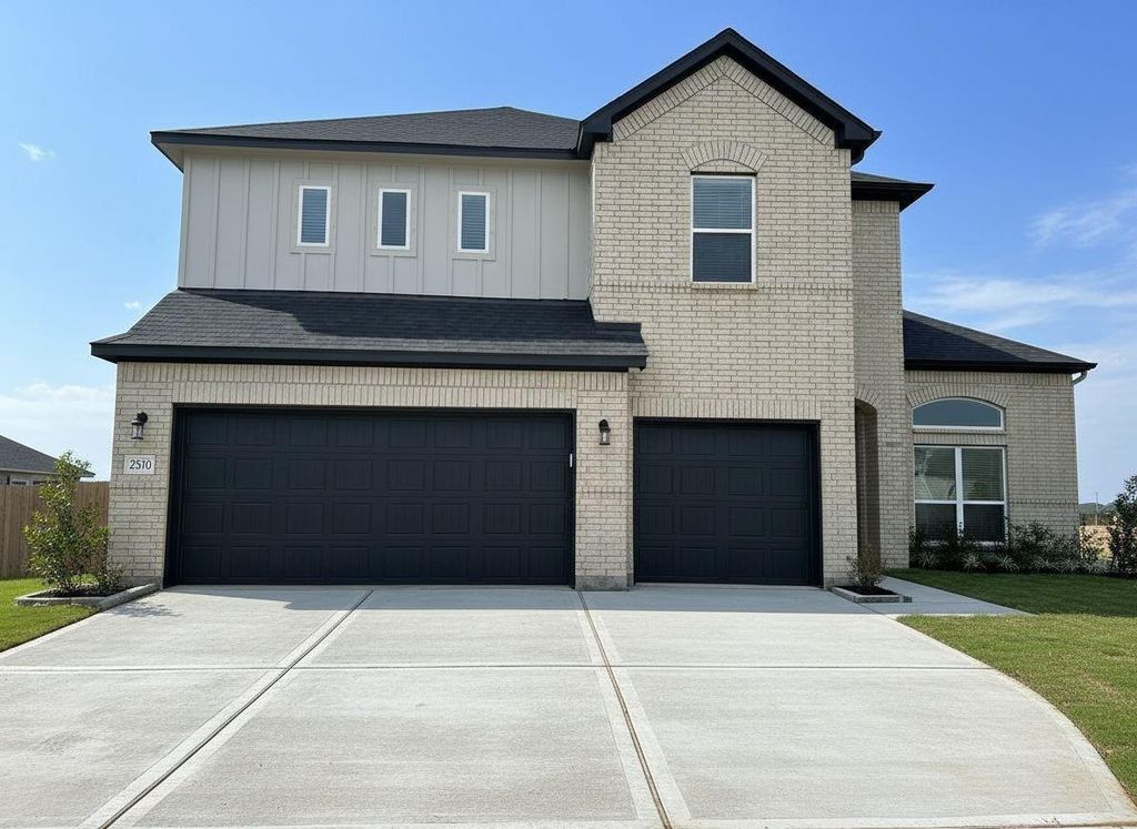 2510 Shallow Lake Lane, Iowa Colony, TX 77583