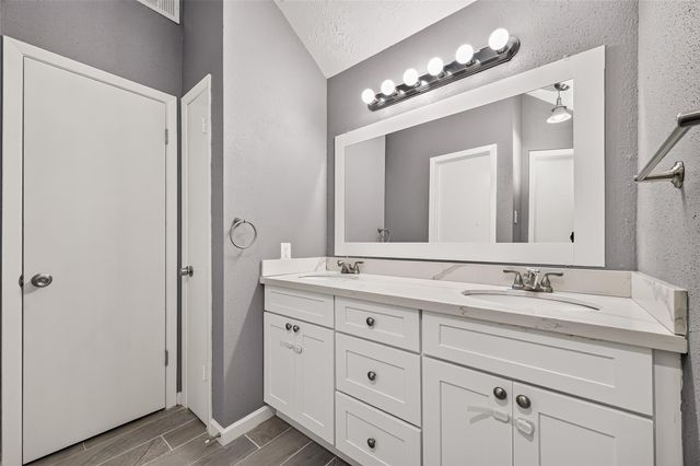 10031 Prospect Hill Drive, Houston, TX 77064