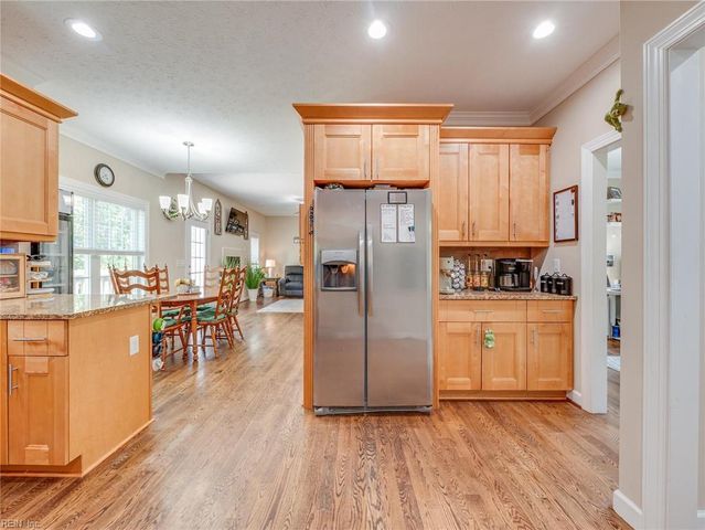 1098 Poquoson AVE, Poquoson, VA 23662