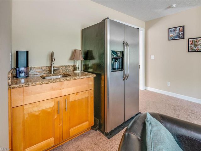 1098 Poquoson AVE, Poquoson, VA 23662
