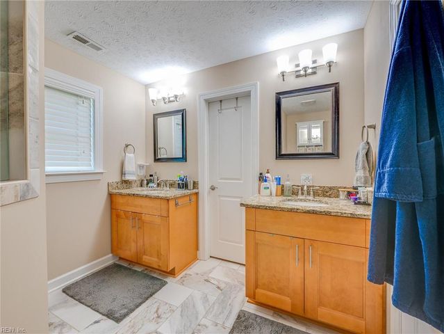 1098 Poquoson AVE, Poquoson, VA 23662