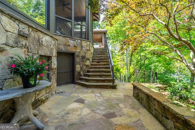 41 Lady Bug Lane, Clayton, GA 30525