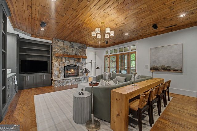 41 Lady Bug Lane, Clayton, GA 30525