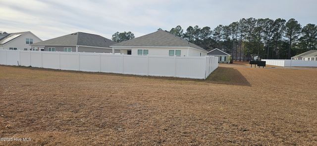 4574 E Coast Lane, Shallotte, NC 28470