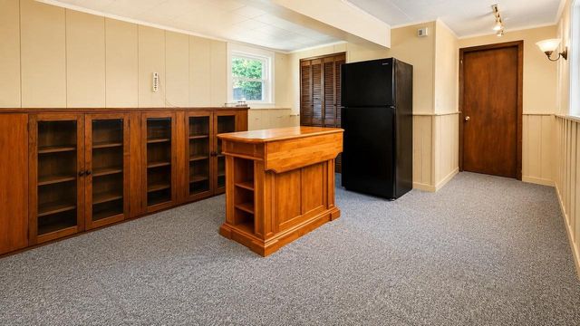 828 W 19TH AVENUE, Oshkosh, WI 54902