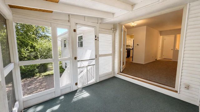 828 W 19TH AVENUE, Oshkosh, WI 54902