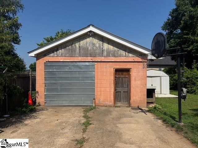 19 Zarline Street, Greenville, SC 29611