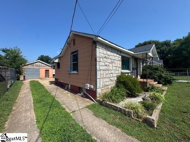 19 Zarline Street, Greenville, SC 29611