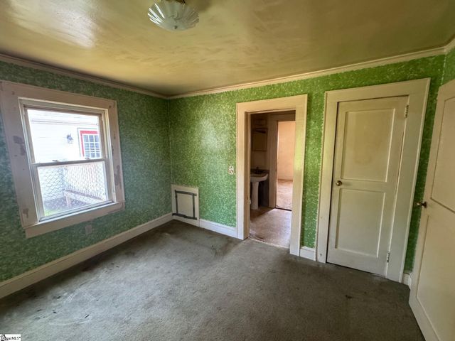 19 Zarline Street, Greenville, SC 29611