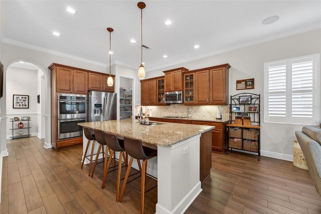 1613 EMERALD DUNES DRIVE, Sun City Center, FL 33573