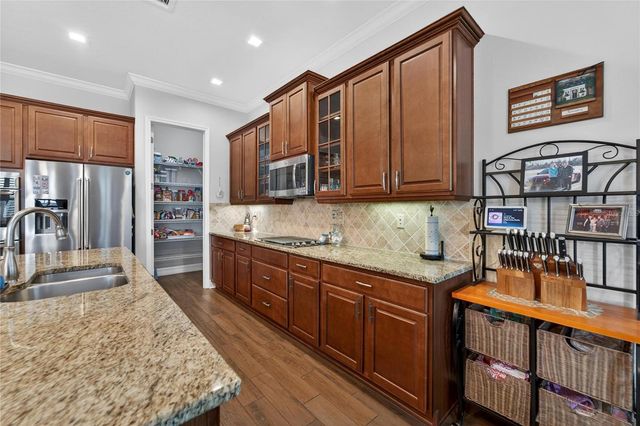 1613 EMERALD DUNES DRIVE, Sun City Center, FL 33573