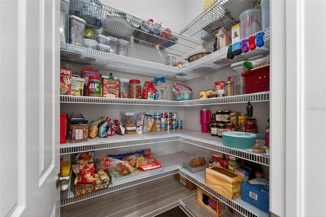 1613 EMERALD DUNES DRIVE, Sun City Center, FL 33573