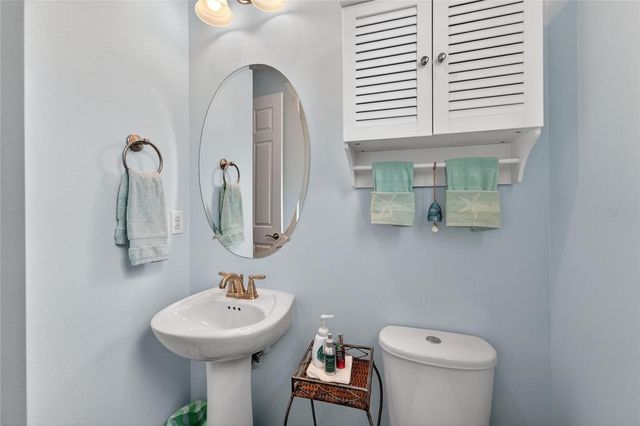 1613 EMERALD DUNES DRIVE, Sun City Center, FL 33573