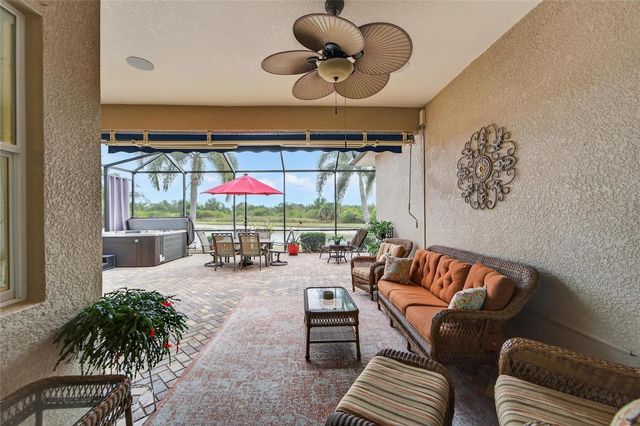 1613 EMERALD DUNES DRIVE, Sun City Center, FL 33573