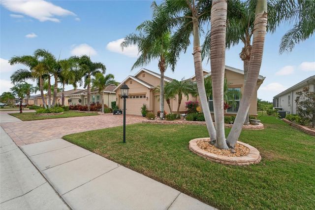 1613 EMERALD DUNES DRIVE, Sun City Center, FL 33573