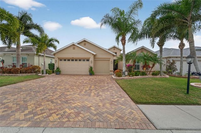 1613 EMERALD DUNES DRIVE, Sun City Center, FL 33573