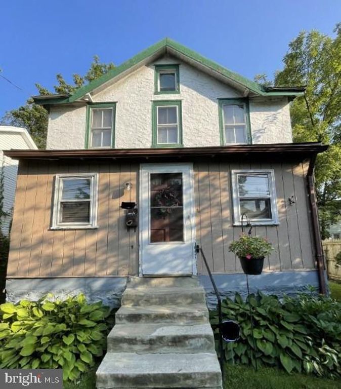 701 PRESTON AVE, BRYN MAWR, PA 19010 — exterior