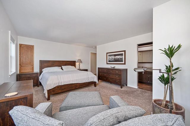 11130 Tanglewood Dr, Auburn, CA 95603