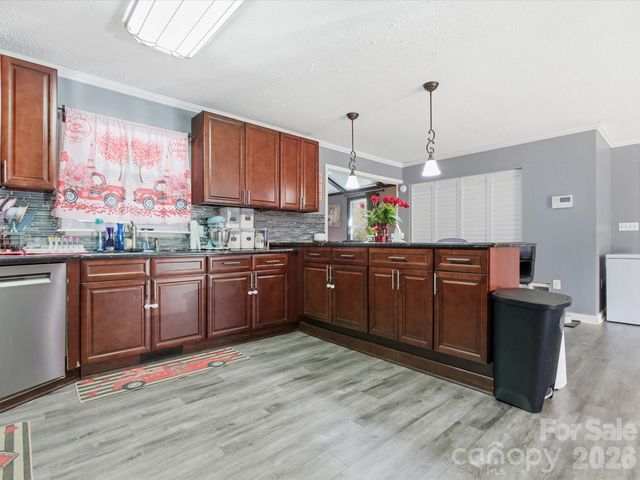 2694 Pineview Drive, Lancaster, SC 29720